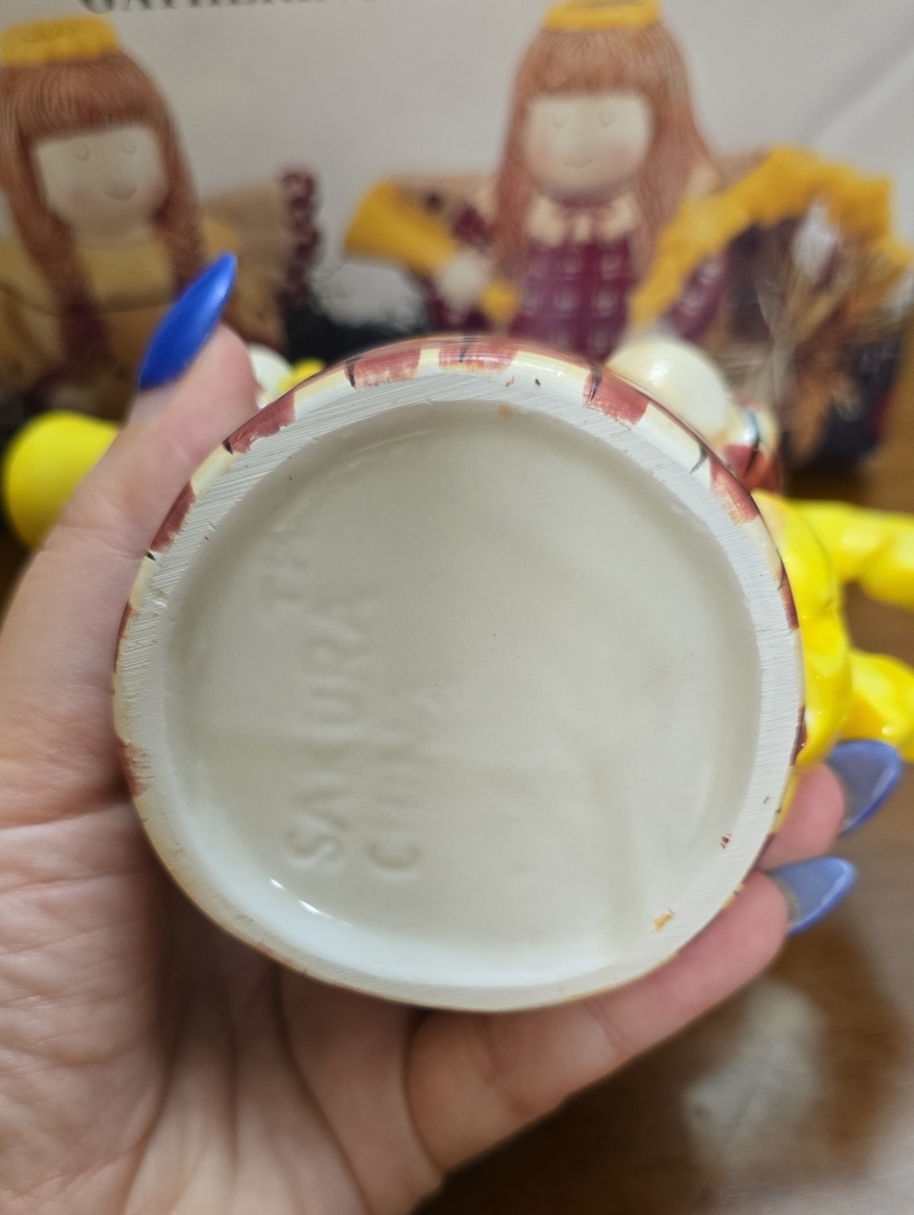 VINTAGE Debbie Mumm "Gathering of Angels" ceramic sugar and creamer set by Sakur - Picture 10 of 11